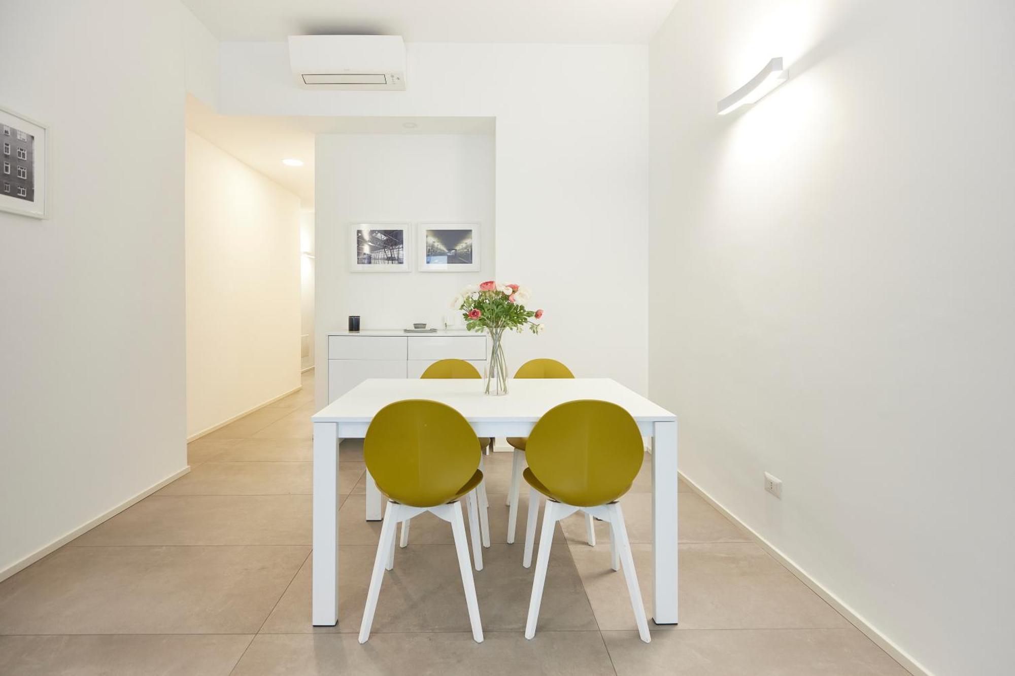 Cozy Meravigli Apartment - Pleasant Walk Between Duomo And Castello Mediolan Zewnętrze zdjęcie