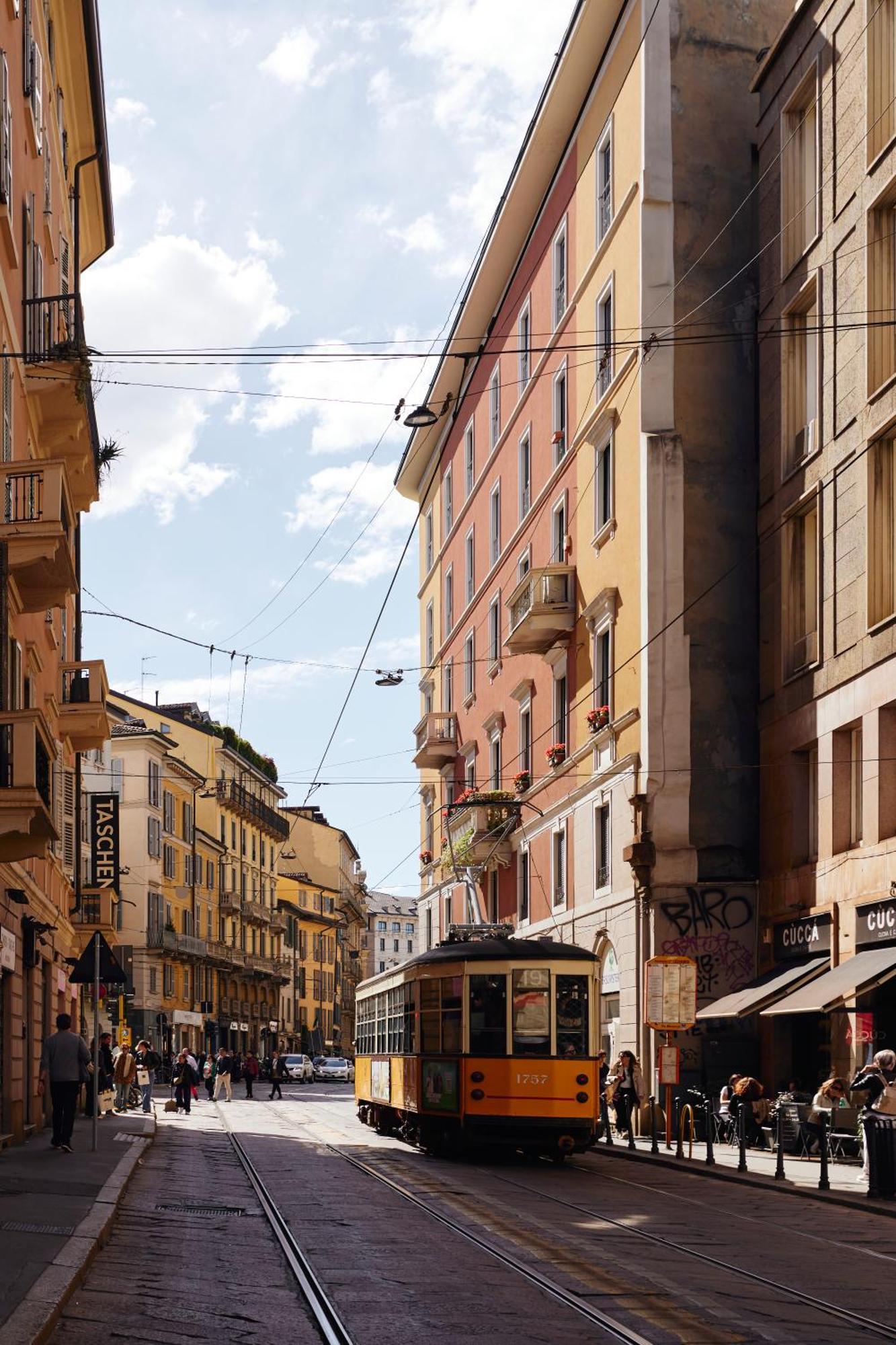 Cozy Meravigli Apartment - Pleasant Walk Between Duomo And Castello Mediolan Zewnętrze zdjęcie